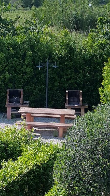 Casale Etrusco Pension Bolgheri Buitenkant foto